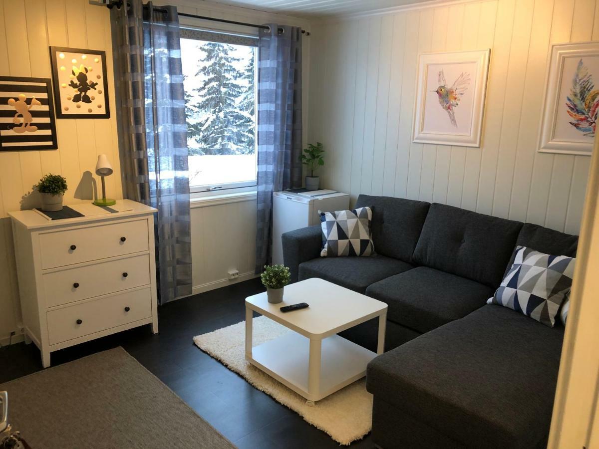 Vinstra Hostel Экстерьер фото